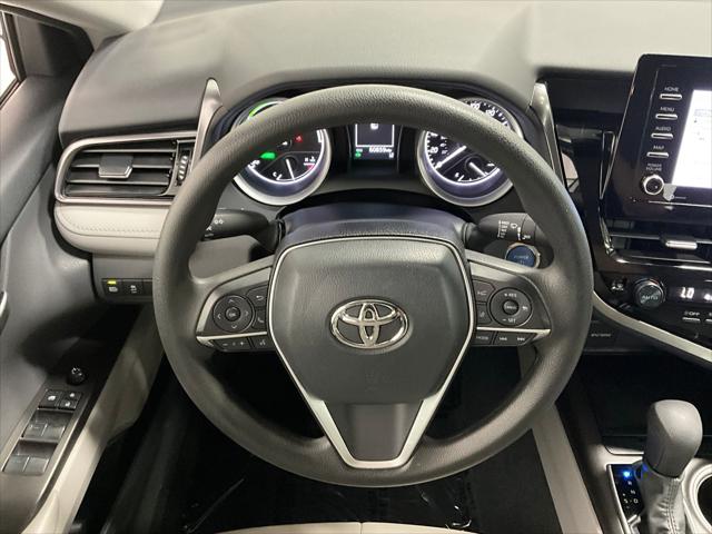 2023 toyota camry le hybrid