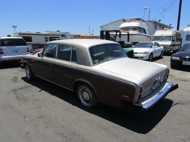 b 1977 rolls-royce silver shadow ii sedan 8-cylinder gas automatic no reserve