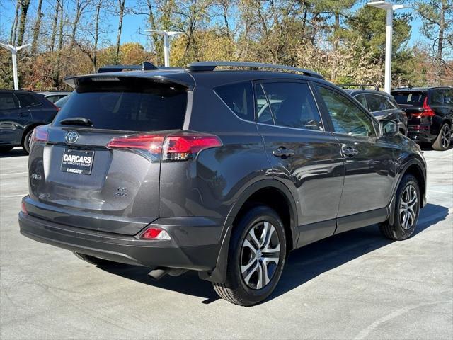 2017 toyota rav4 le
