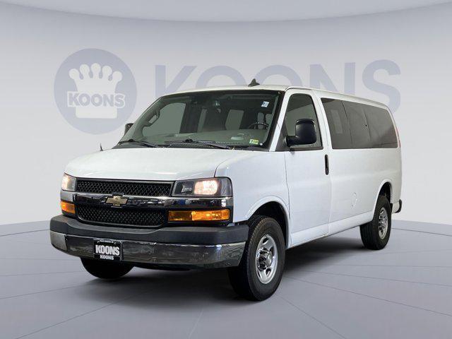 2019 chevrolet express 3500 lt