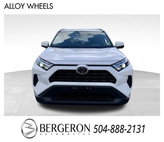 2022 toyota rav4 xle