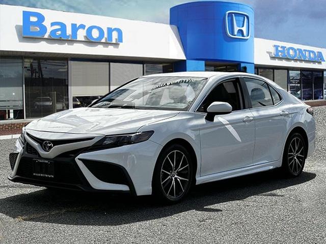 2021 toyota camry se