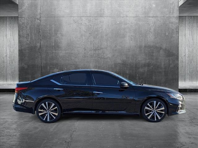 2019 nissan altima 2.5 platinum