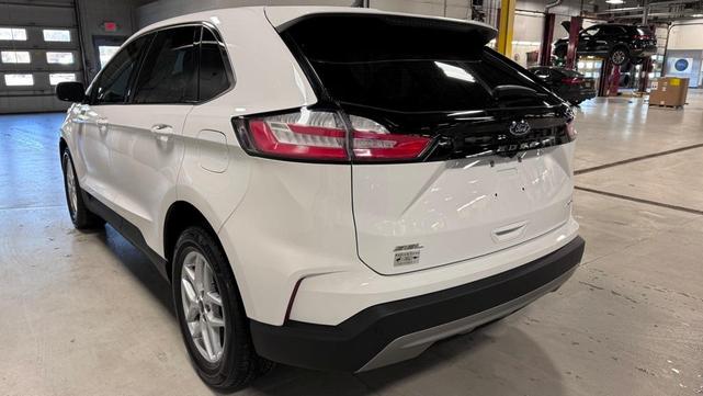 2021 ford edge sel