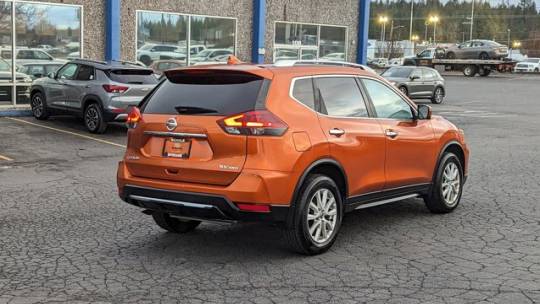 2018 nissan rogue sv