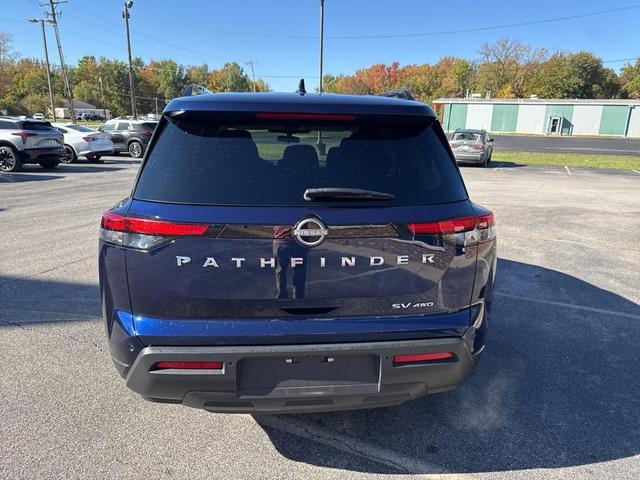 2023 nissan pathfinder sv