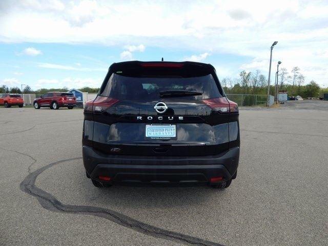 2021 nissan rogue s in chester, indiana