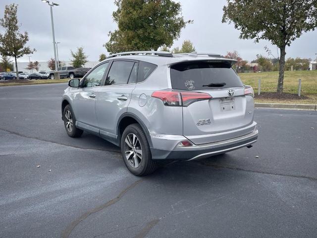 2017 toyota rav4 xle
