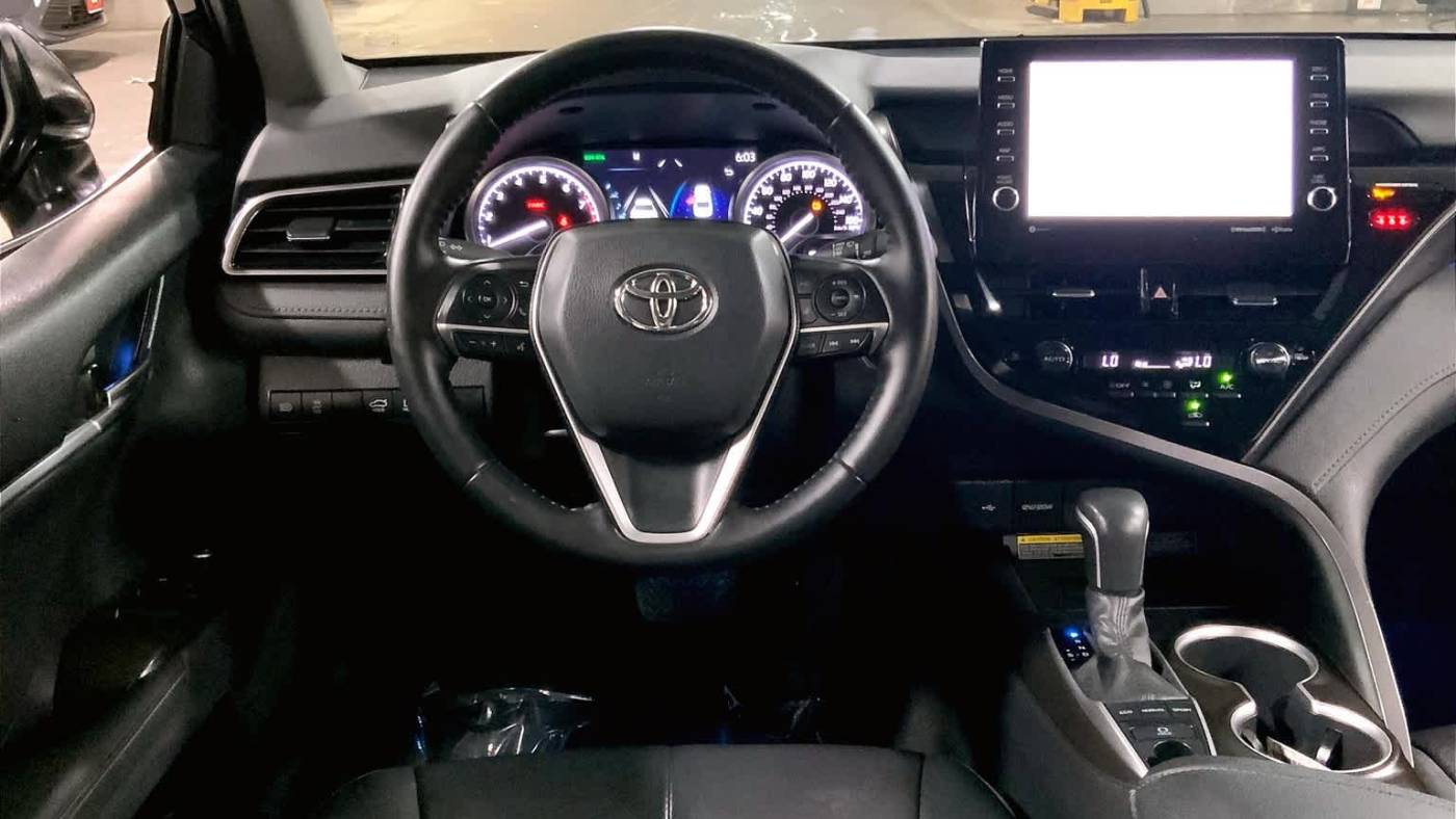 2021 toyota camry xle