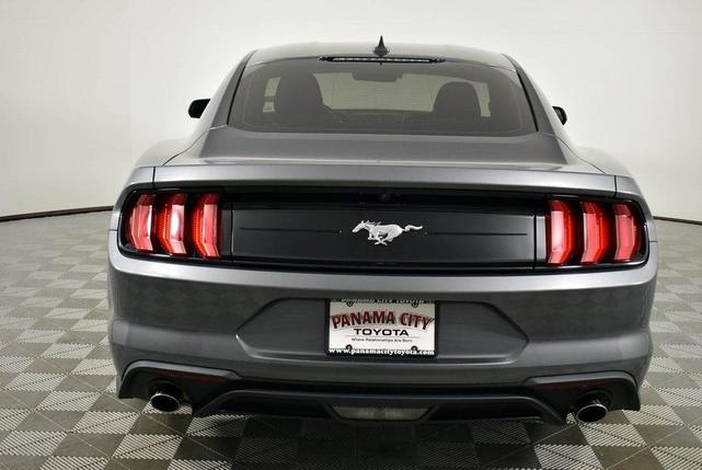 2022 ford mustang ecoboost