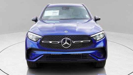 2025 Mercedes-Benz GLC