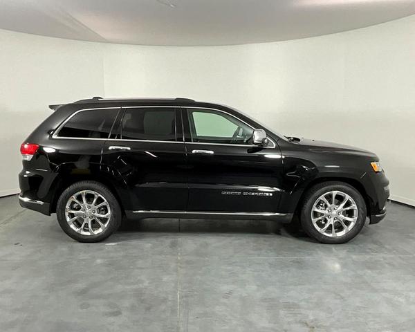 2020 jeep grand cherokee summit