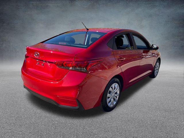 2021 hyundai accent se
