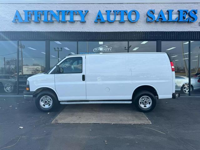 2022 gmc savana 2500 work van