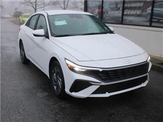2024 Hyundai Elantra blue