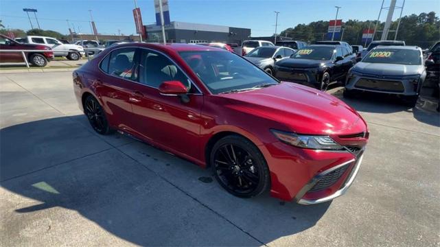2021 toyota camry xse