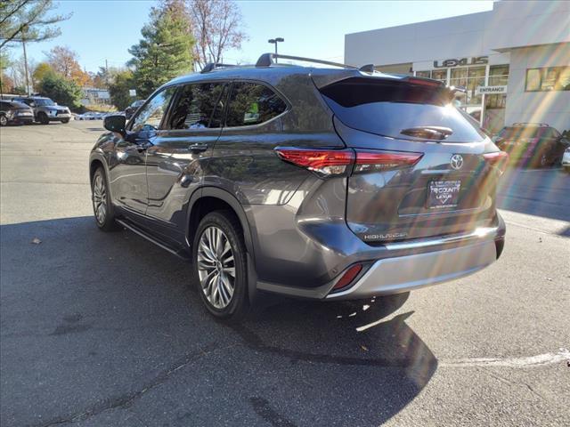 2021 toyota highlander platinum