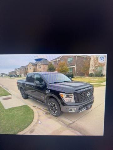 2017 nissan titan pro-4x