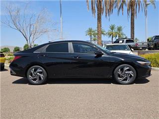 2024 Hyundai Elantra limited