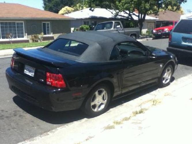 2004 ford mustang convertible v6- black- auto- 120k mi. in hayward, ca