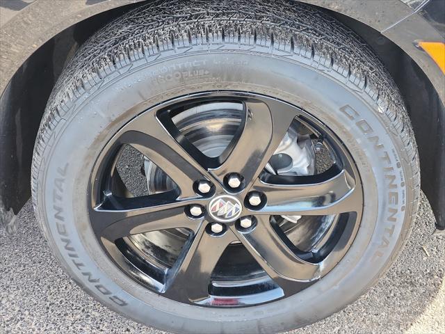 2023 buick enclave essence fwd