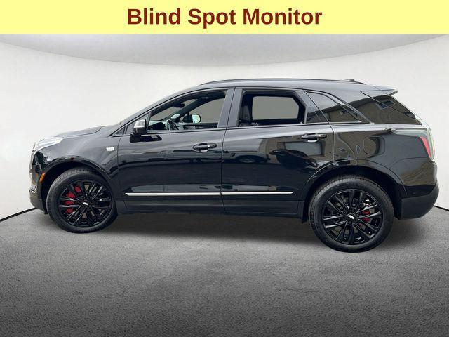 2022 cadillac xt5 sport