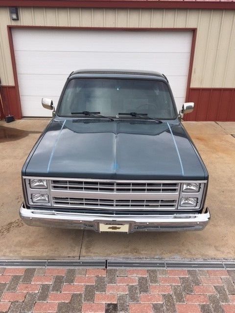 1987 chevy shortwide/squarebody truck