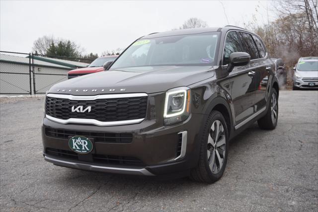 2022 kia telluride s