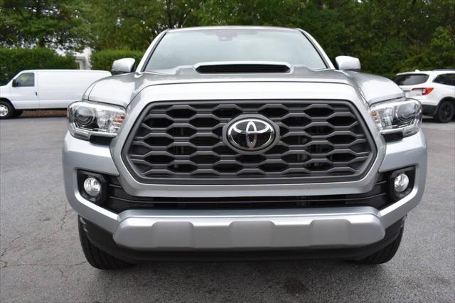 2022 toyota tacoma trd sport