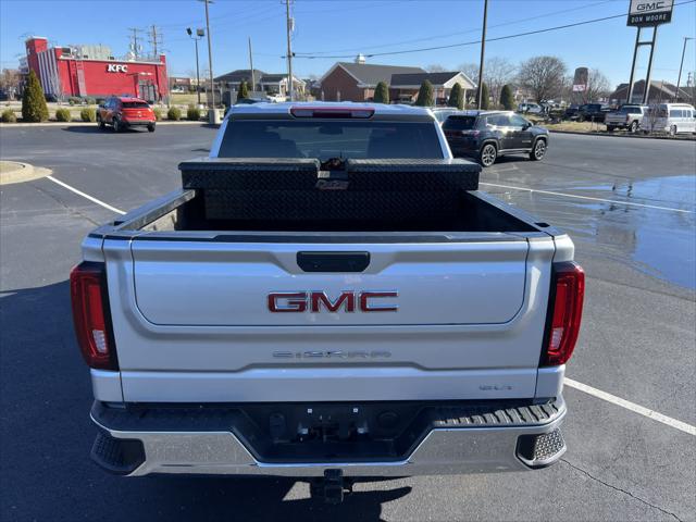 2022 gmc sierra 1500 4wd crew cab short box slt