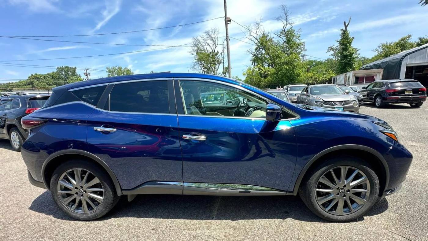 2021 nissan murano sv