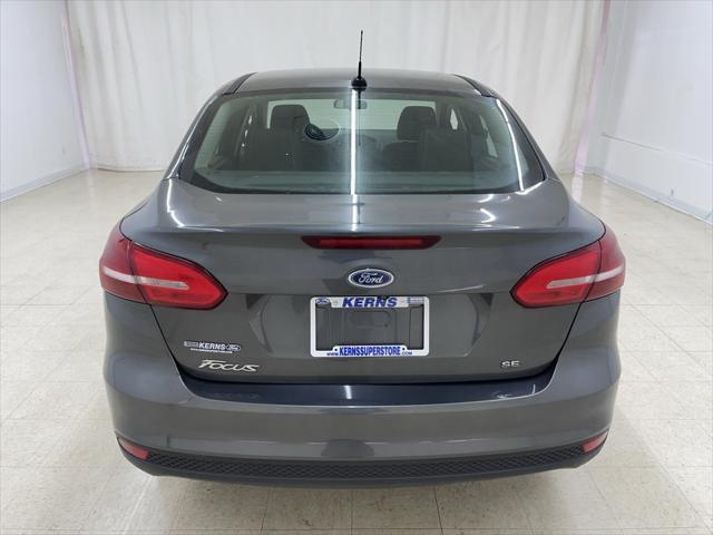 2017 ford focus se