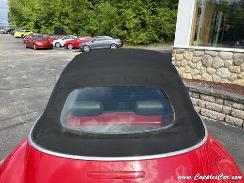 2009 volkswagen new beetle in saint louis, missouri