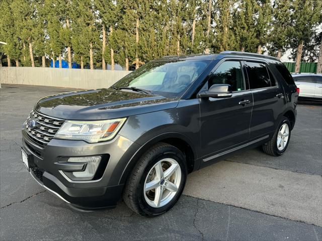 2017 ford explorer xlt