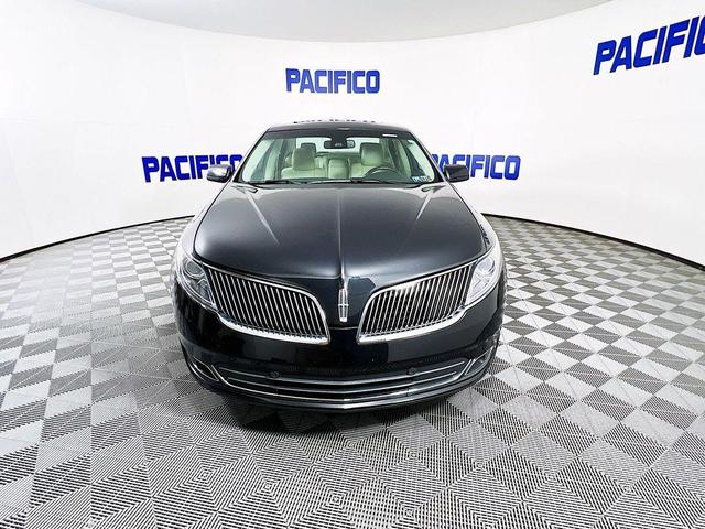 2015 lincoln mks base