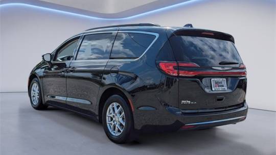 2022 chrysler pacifica touring l
