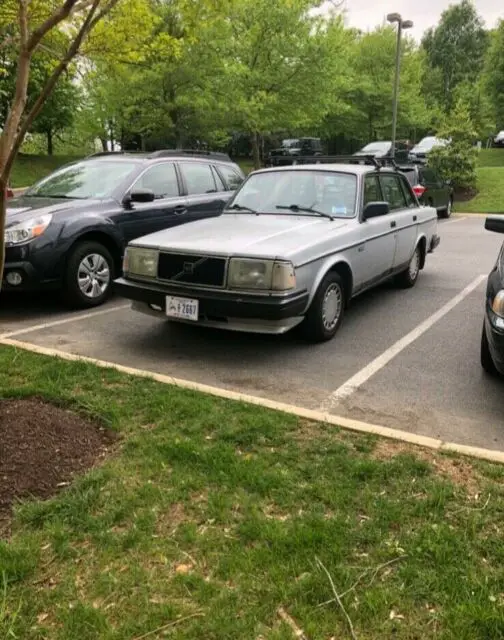 1990 volvo 240 dl 4dr sedan automatic
