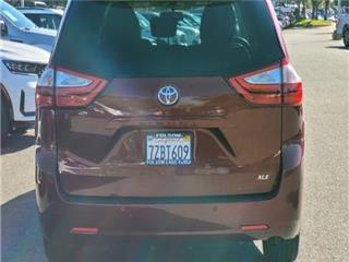 2017 Toyota Sienna xle 7-passenger auto access seat