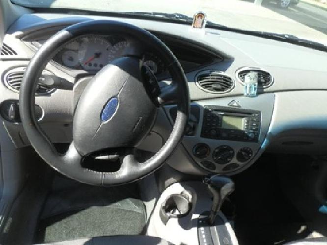 ford focus zx5 4door, excellent condition in burlington, nc