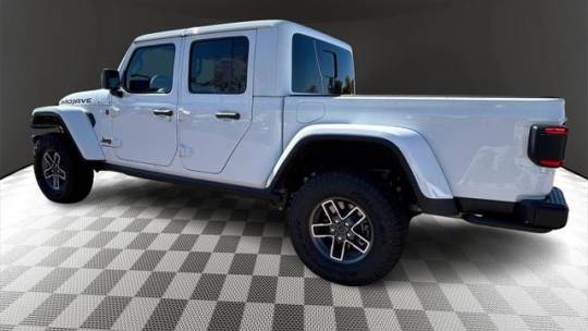 2024 Jeep Gladiator