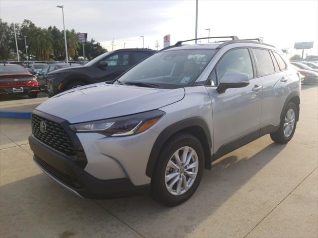2024 toyota corolla cross le