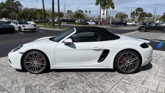 2021 Porsche 718