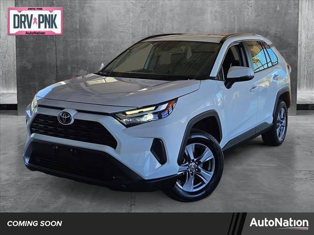 2022 toyota rav4 xle