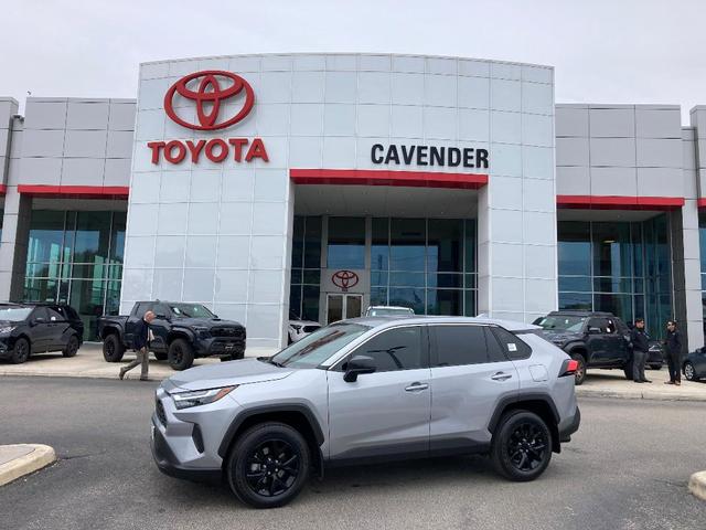 2024 toyota rav4 le