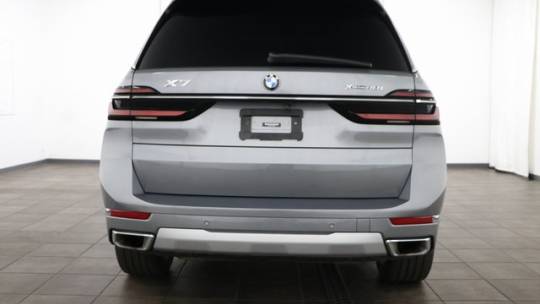 2024 BMW X7