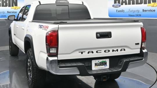 2019 Toyota Tacoma trd off-road