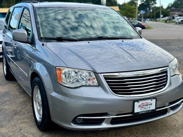 2015 chrysler town & country touring