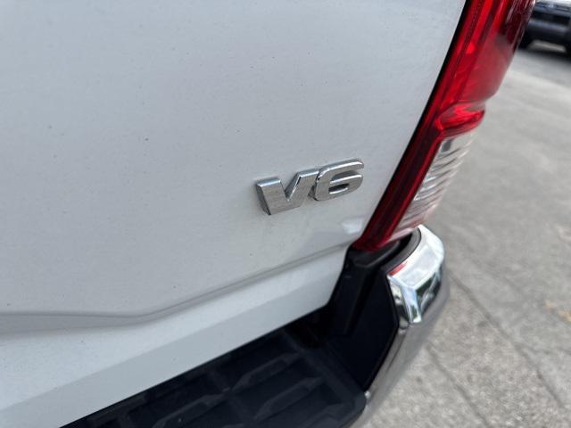 2020 toyota tacoma sr5