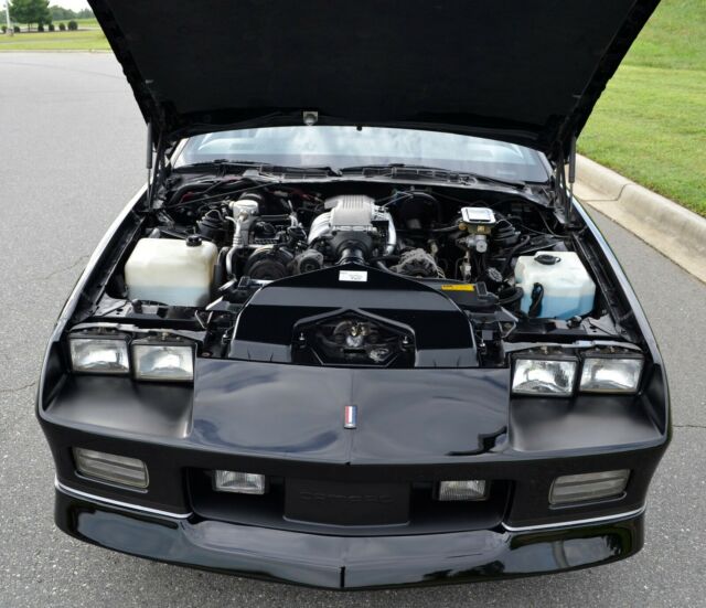 1989 camaro iroc-z convertible - low miles (29,000 original) / great shape