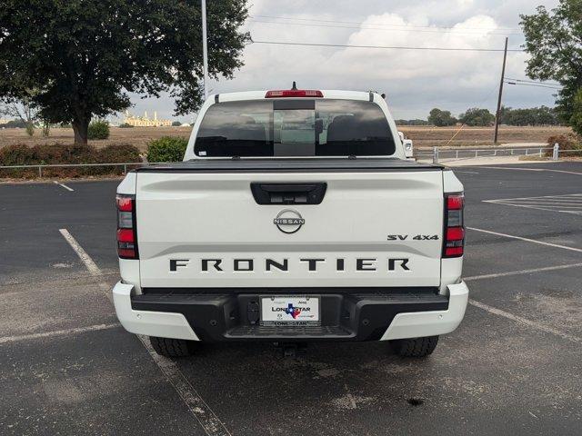 2023 nissan frontier sv